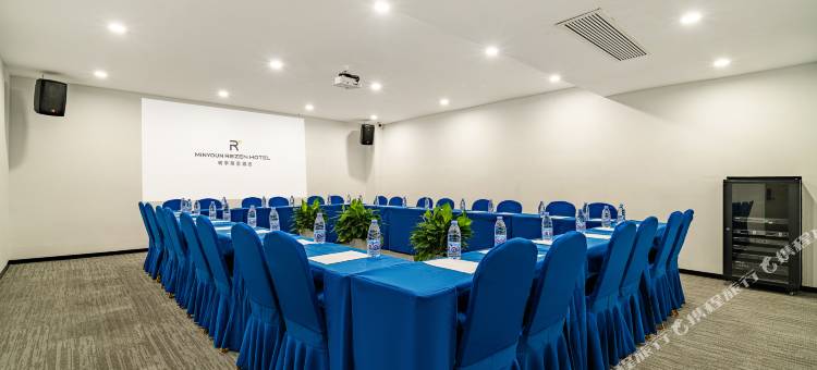 明宇丽呈酒店(成都抚琴夜市西南交大地铁站店)图片