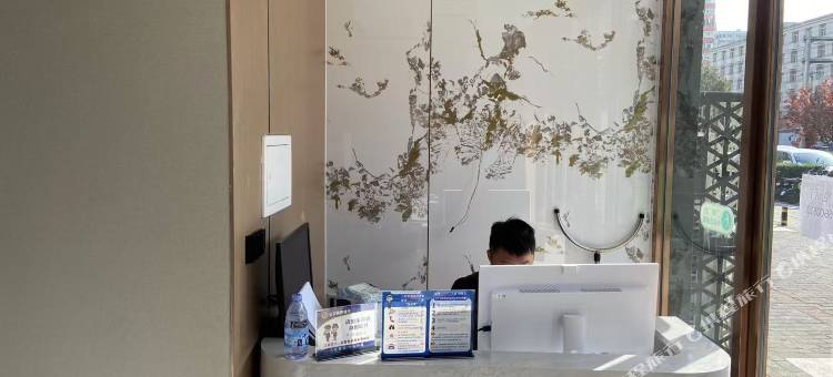 均禾酒店(太阳宫地铁站店)图片