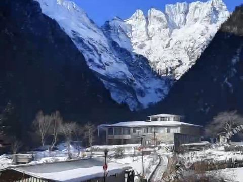 走起侣行酒店(雨崩村店)