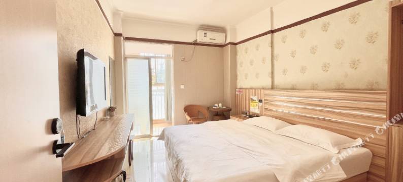 悦季时光酒店(泼水广场店)图片