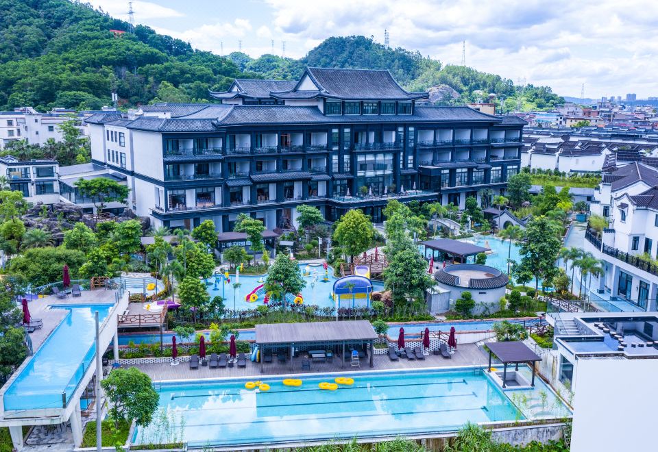 Wyndham Grand Plaza Royale Fengshun Hot Springs ResortHotel Overview
