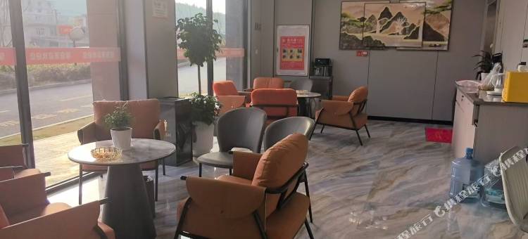 瑞庭酒店(贵阳花溪开发大道店)图片