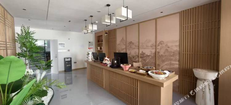 凡尘花园酒店(抚仙湖店)图片