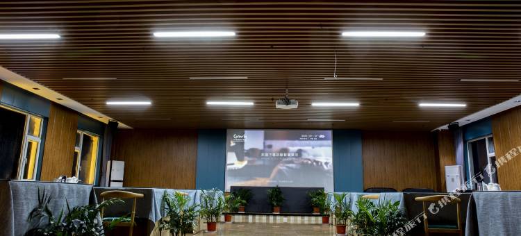 灰鲸智能酒店(临汾平阳广场店)图片