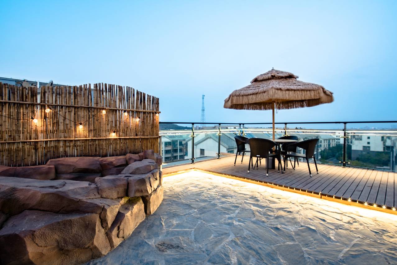 花筑·蓬莱小院民宿(蓬莱阁八仙过海海洋极地世界店)图片