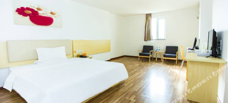 天蓝酒店(梅州五洲城汽车总站店)图片