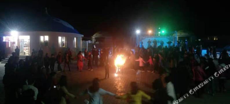 希拉穆仁草原蒙古包图片