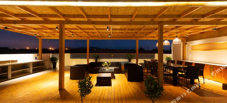 花筑·尘外民宿(秦皇岛北戴河火车站店)图片