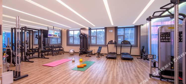 上海漕河泾宜山路桔子水晶酒店图片