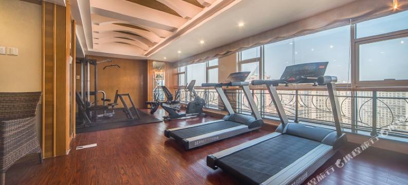 海口鑫源温泉大酒店(骑楼老街日月广场免税店)图片