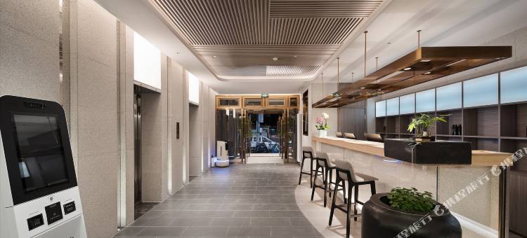 朗丽兹酒店(北京劲松潘家园北工大西门地铁站店)图片