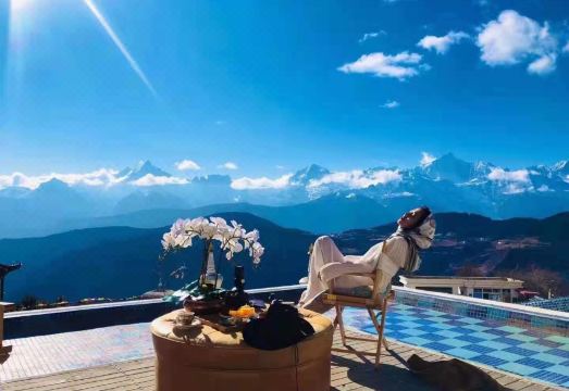 德钦碎片吾乡梅里雪山公馆