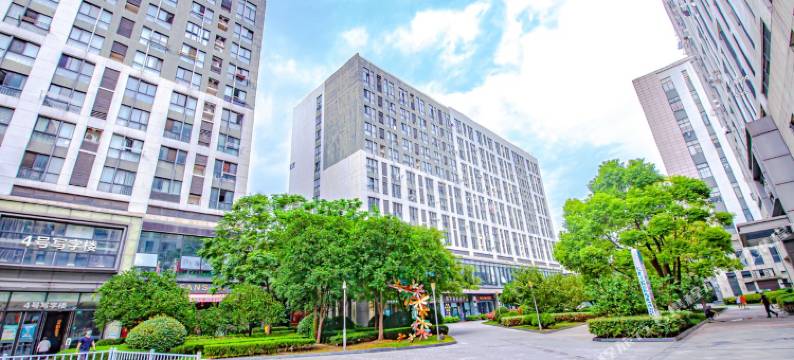 晶彩民宿(金沙江西路3号分店)图片