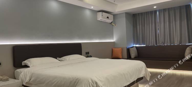 速8酒店(安丘汽车站店)图片