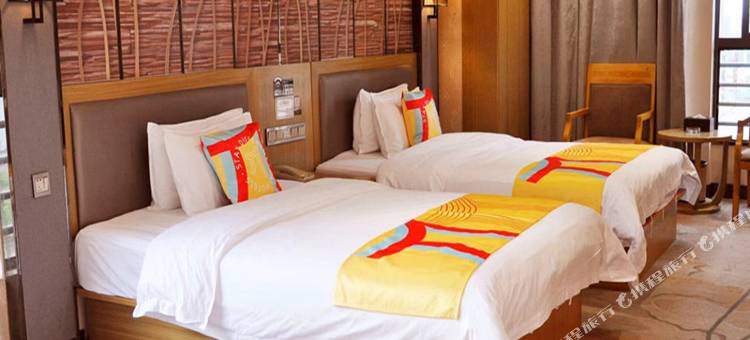 派酒店(凤台党校新天地商业广场店)图片