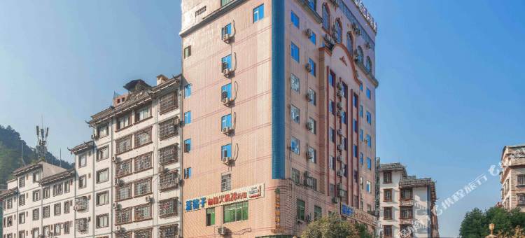 亿东精选酒店(东兰县人民医院韦拔群纪念馆店)图片