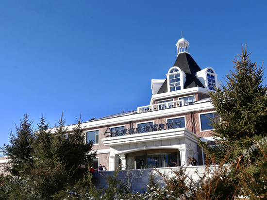 大连安波温泉滑雪度假村