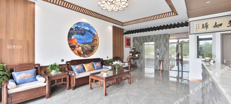 松云间精品酒店(长白山二道白河高铁站店)图片