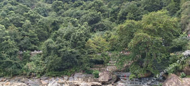 居百餐 .秋陌见山精品雅宿图片