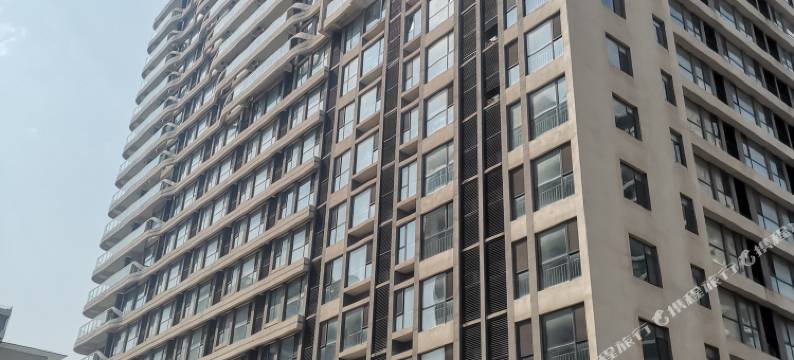 青岛泓海雅居公寓(中铁世博城店)图片