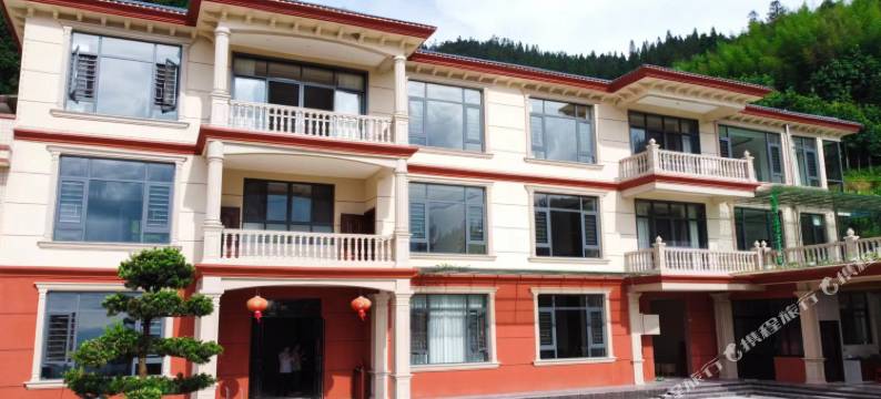 华雅山居民宿图片