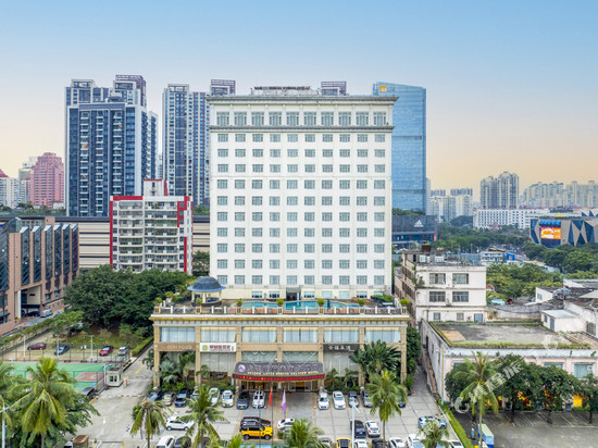 荷泰海景酒店(海口国贸中心万绿园店)