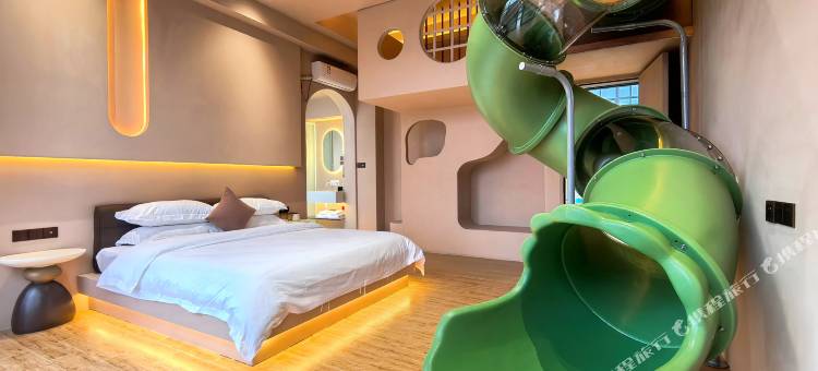 台山颐和温泉城圣佩纳度假别墅图片