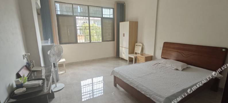 站前公寓(兴国站前路店)图片