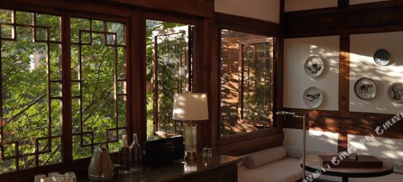 行者上居全景美宿(西江千户苗寨观景台店)图片