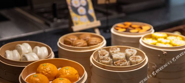 上海北外滩大连路地铁站亚朵酒店图片
