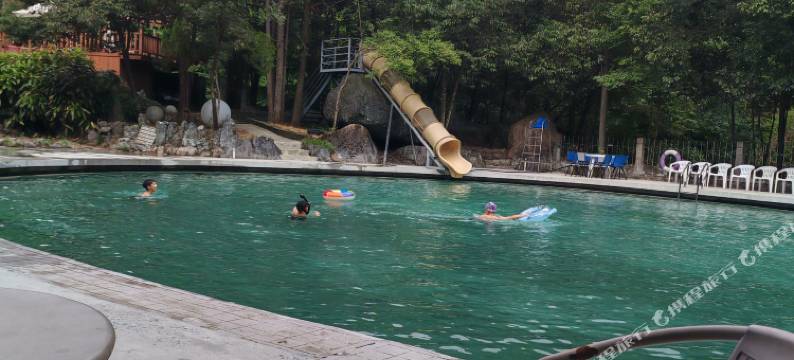 山风·岚岚丨TheBeautyofTheEast设计民宿(黄山南大门翡翠谷店)图片