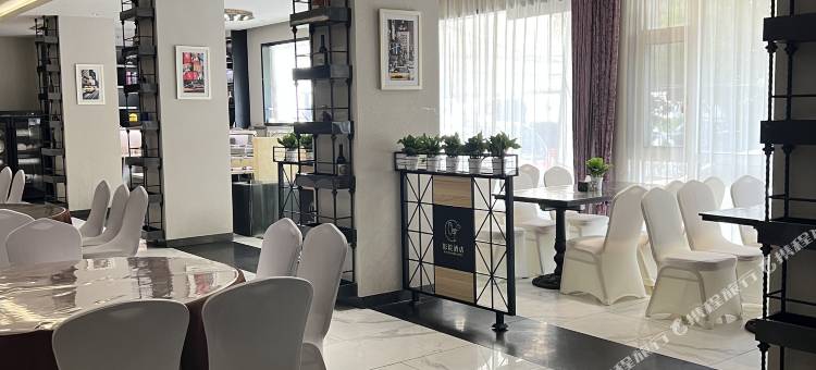 四季影院酒店(南昌八一广场火车站店)图片