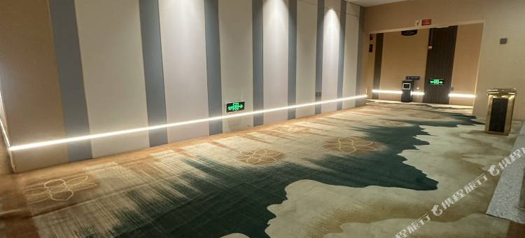 城市之家·云酒店(华东建材城店)图片