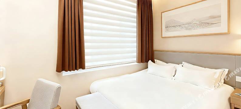 依舍酒店(苏州观前街三元坊地铁站店)图片