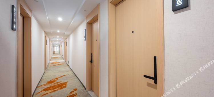 艺龙安云酒店(深圳福城街道店)图片