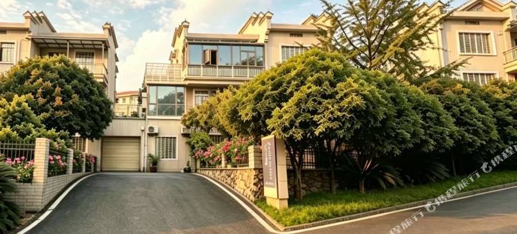 东江湖畔A LAKESIDEVlllA度假民宿(资兴东江湖景区店)图片