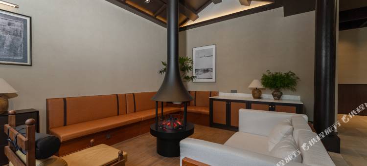 瑞贝庭公寓酒店(开封万岁山武侠城店)图片