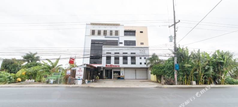 红多兹酒店@伊洛伊洛圣何塞贾罗(RedDoorz @ San Jose Tagbak Jaro Iloilo)图片