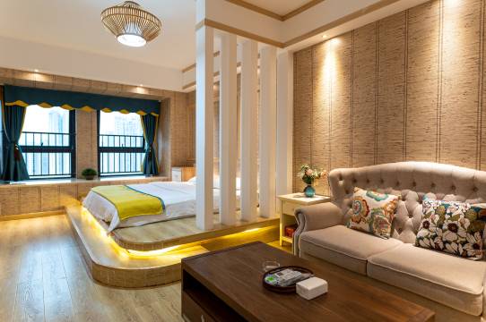 重庆班沙客酒店(龙湖源著天街店)