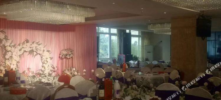 荣县小山商务酒店图片