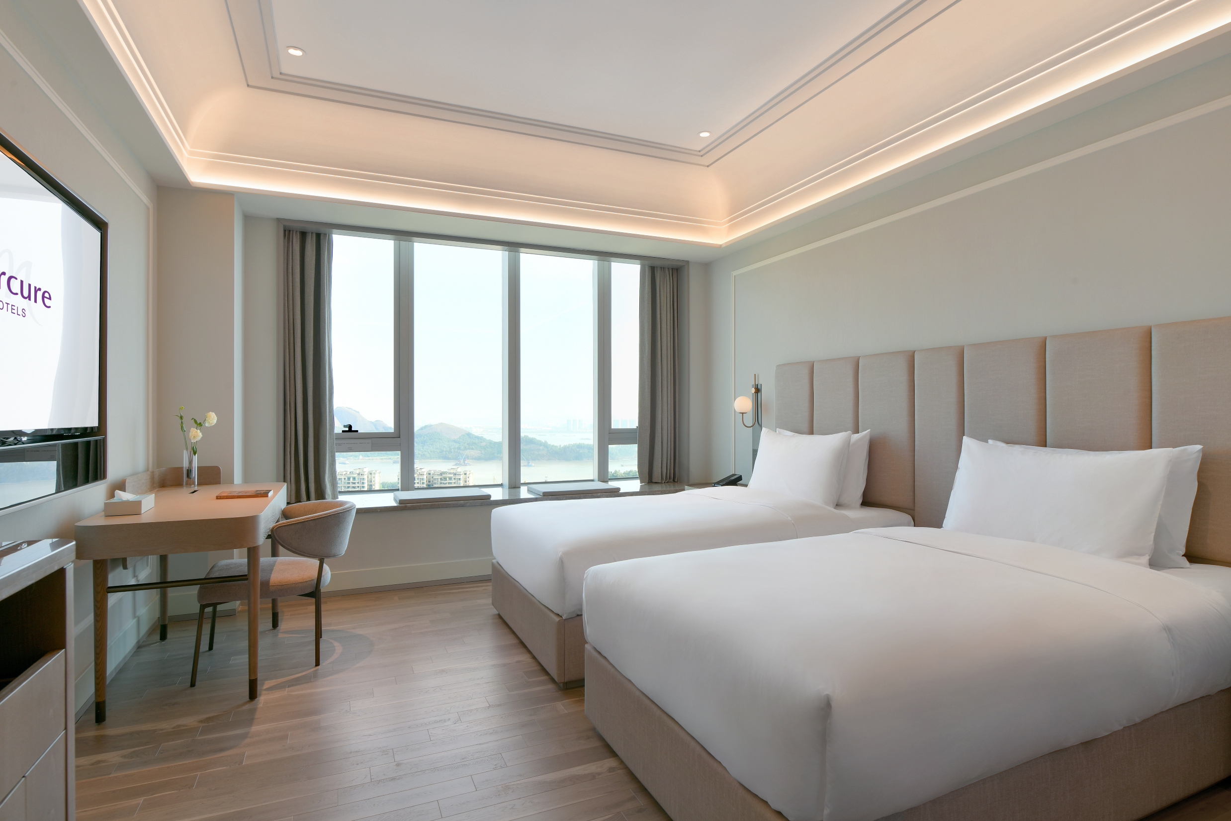 Mercure Guangzhou Nansha Hotel Overview