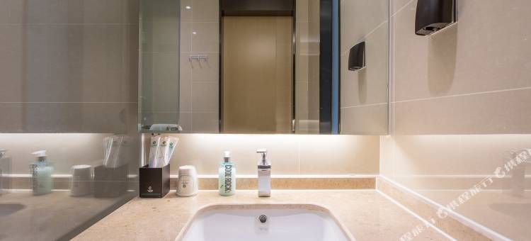 城市便捷酒店(武汉黄浦路赵家条地铁站店)图片