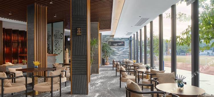 恒胜臻品酒店(韶关百年东街店)图片