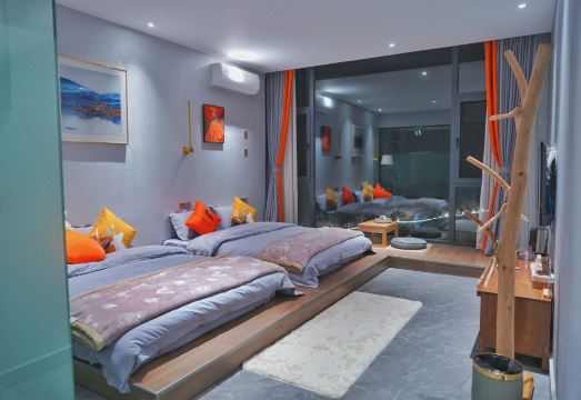 Fuxian Lake Xianqingyizhi Hotel Hotel Overview