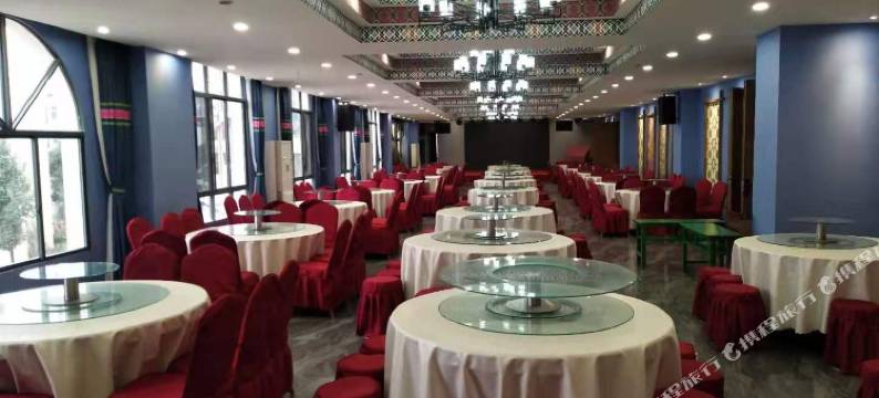 砚山伍拾陆民族酒店图片