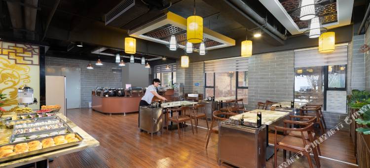 噢斯顿酒店(凯旋购物广场店)图片