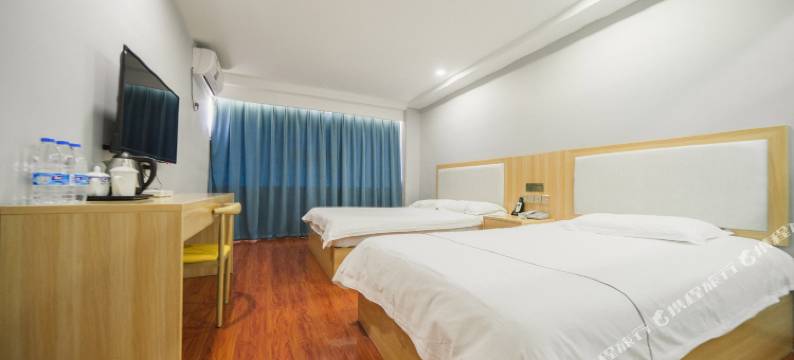 南季酒店(南京总统府浮桥地铁站店)图片