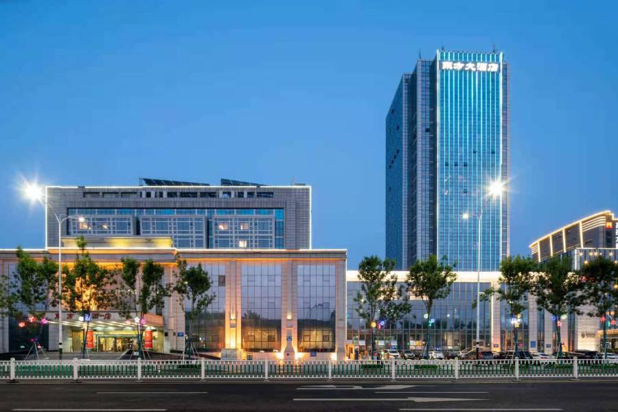 濰坊中維東方大酒店(濰坊學院谷德廣場店)