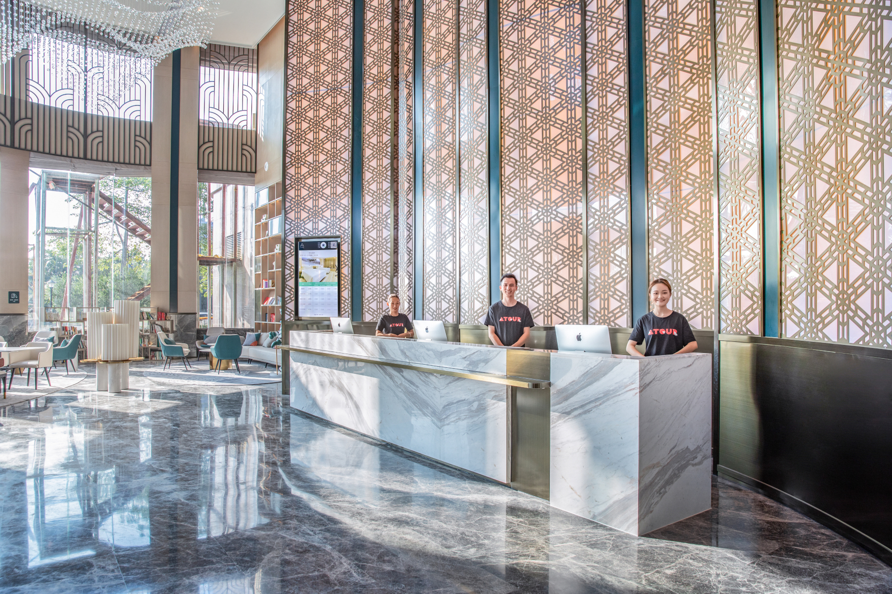 Days Inn by Wyndham Zhuhai Golden Bay Ocean Spring Resort Over view