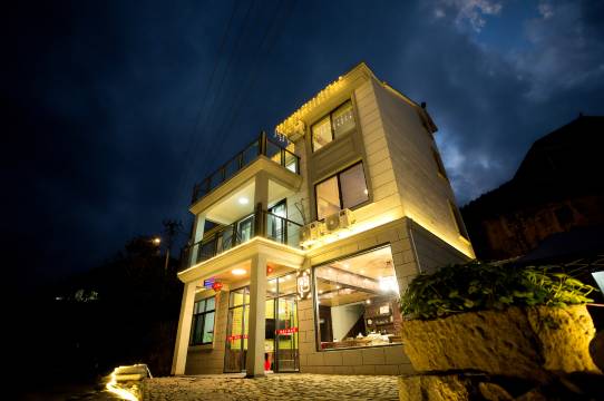 怡蓝居民宿(云和梯田景区店)